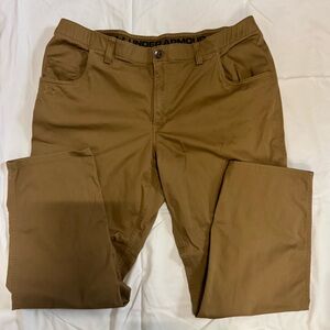Under Armour Men's Tan Pants 42/32